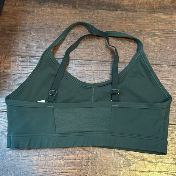 Gymshark sports bra - Picture 2 of 3